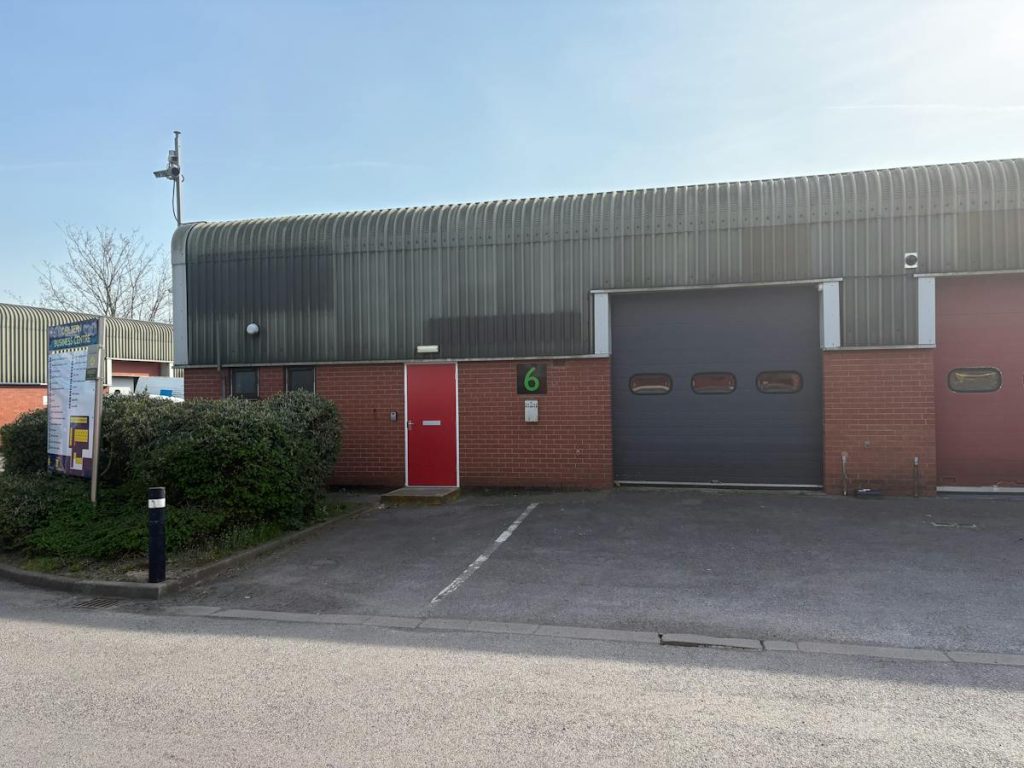 Units at Chiltern Business Centre, Garsington Road, Oxford