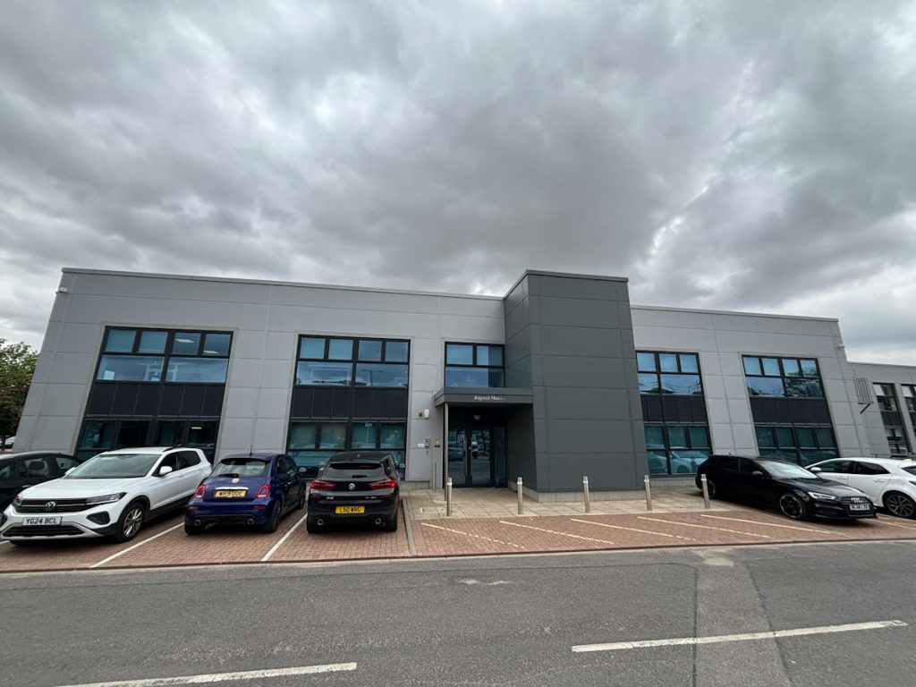 Unit 4 Aspect House, Grove Business Park, Grove