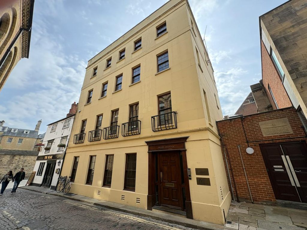 5 Alfred Street, Oxford